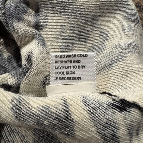 Charlotte Tarantola Sweater Animal Boho Safari Minimalist Casual Neutral Size 2X - Picture 5 of 6